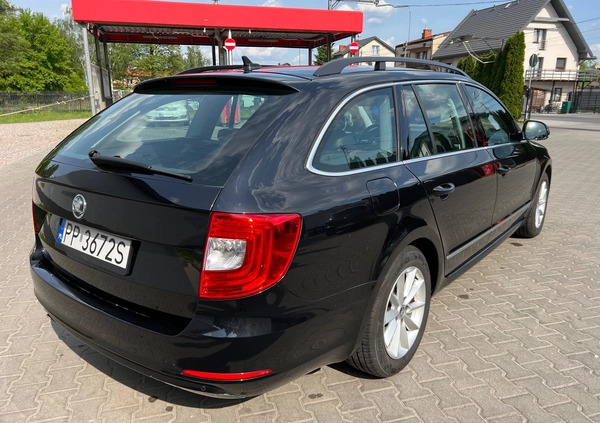 Skoda Superb cena 39000 przebieg: 356951, rok produkcji 2013 z Ząbki małe 232